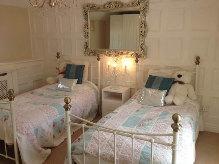 feature wall panelling beaded