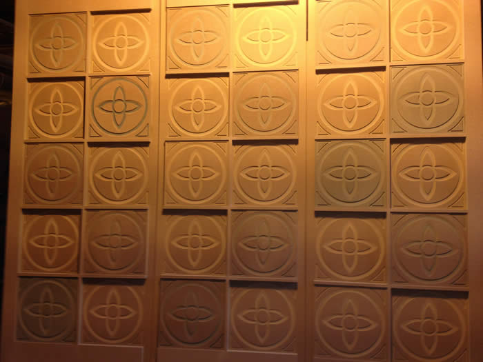 fancy circular panels by wall panelling for Bon Marche